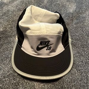 Reversible Nike SB Hat